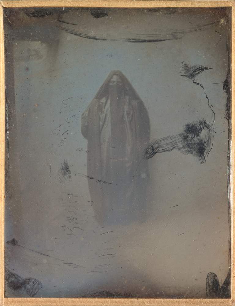 Joseph-Philibert Girault de Prangey, Ayoucha Whole Fig[ure], 1843Louvre Abu Dhabi \/ Agence Photo F