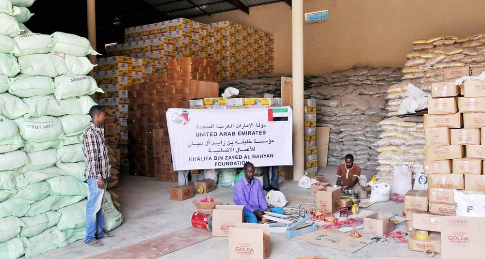 The Khalifa bin Zayed Al Nahyan Foundation distributes 2,000 food baskets to Somali families in Hargeisa.