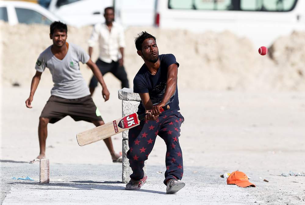 A classic street cricket sight - the big leg-side heave&amp;nbsp;